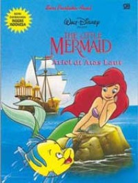 The little mermaid ariel di atas laut
