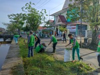 Image of Mengelola sampah sendiri